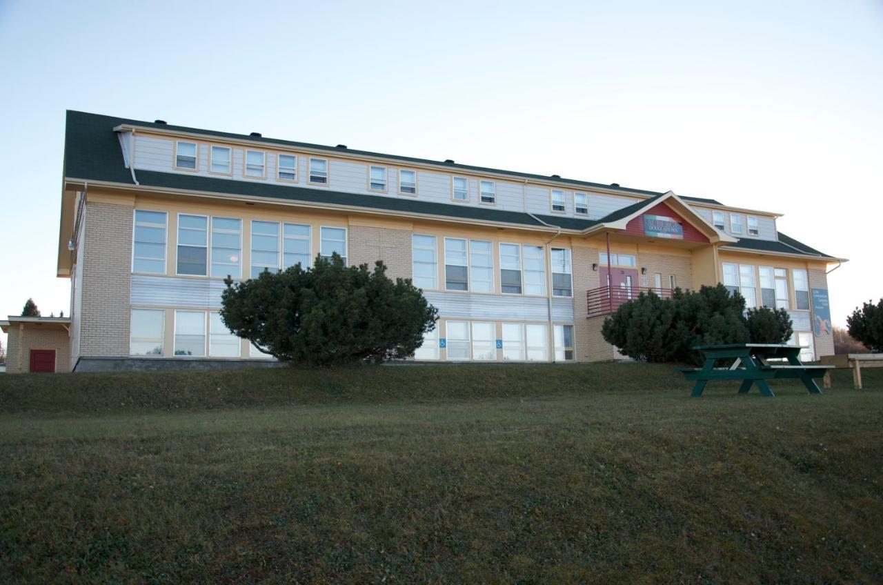 Auberge De DouglastownGaspé エクステリア 写真